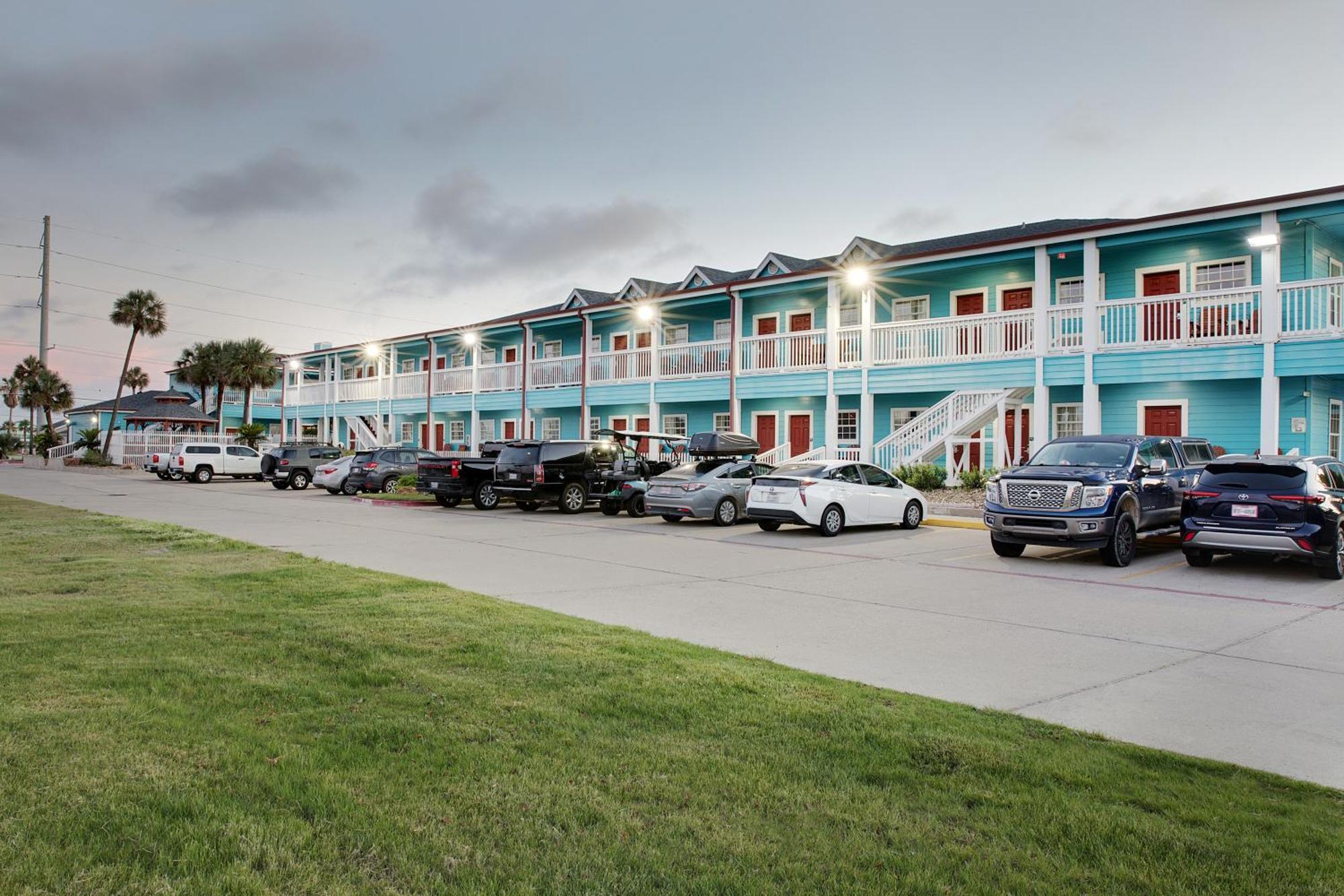 Plantation Suites And Conference Center Port Aransas Esterno foto