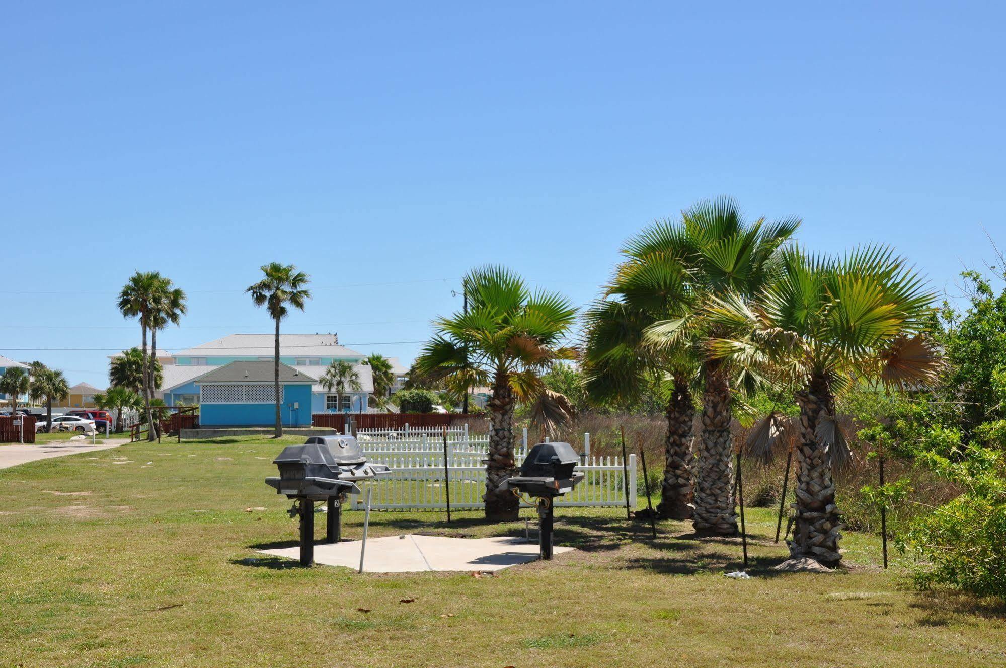 Plantation Suites And Conference Center Port Aransas Esterno foto